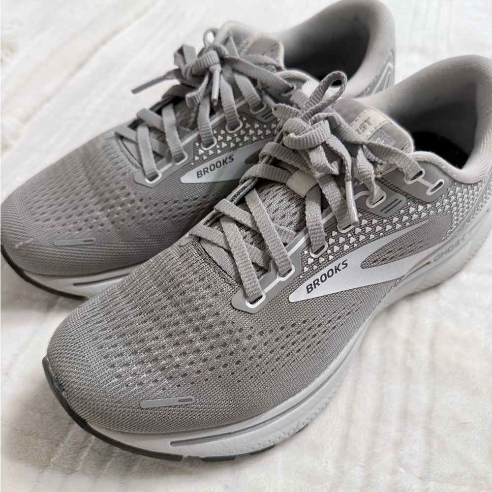 Brooks Women's Athletic Gray Sneakers Ghost 14